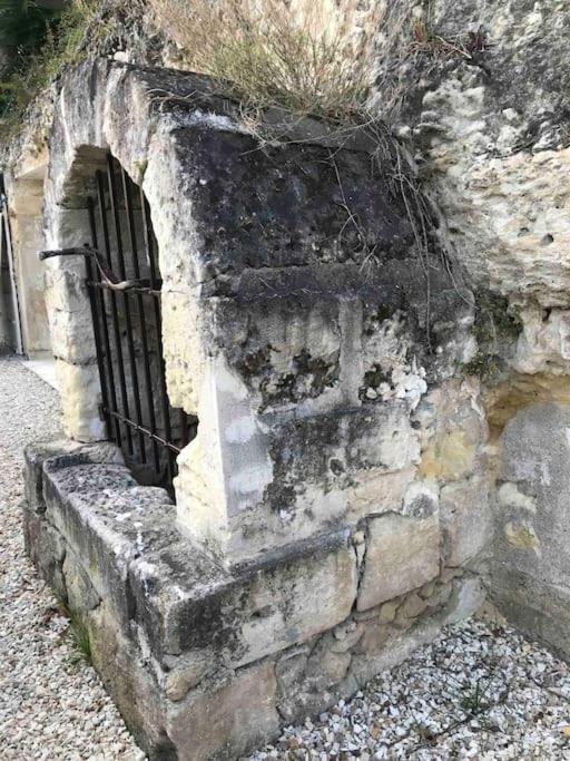 La cavée du coteau, petit cocon troglodytique avec spa d avril à septembre Vouvray Exterior foto