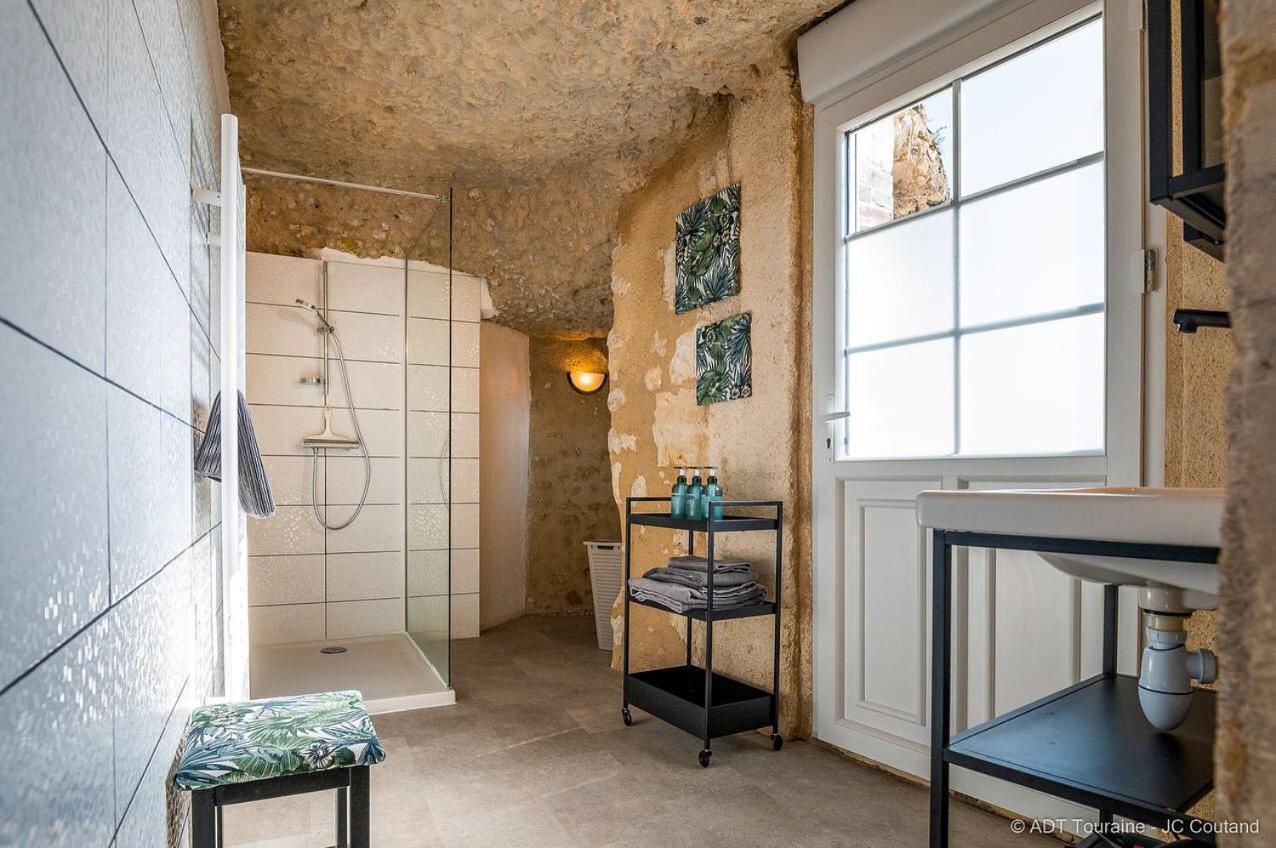 La cavée du coteau, petit cocon troglodytique avec spa d avril à septembre Vouvray Exterior foto